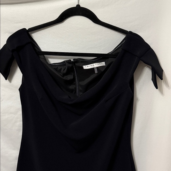 Trina Turk Black Mini Evening Formal Dress Size 10 Off Shoulder - Picture 2 of 10